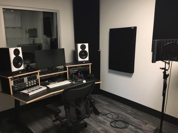 Knight Audio Production Studios | UO Libraries