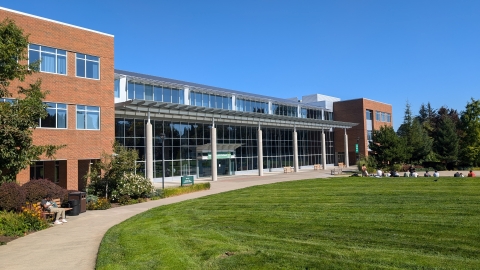 UO Portland Library & Learning Center building