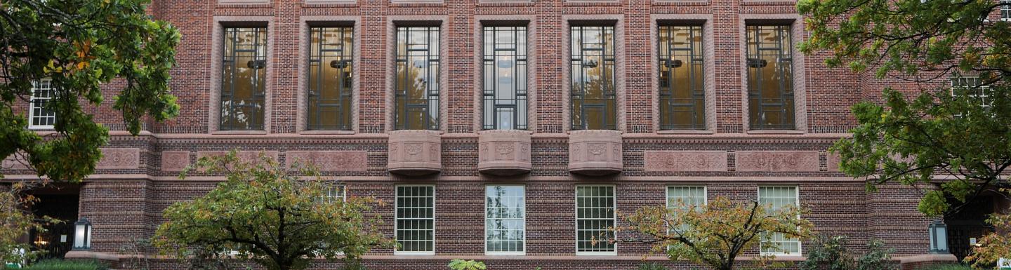 Knight Library exterior building.